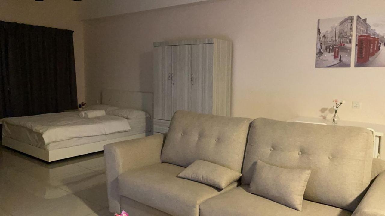 Cozy Studio Unit,Cyberjaya,Wifi, Netflix,Free Parking Exterior foto