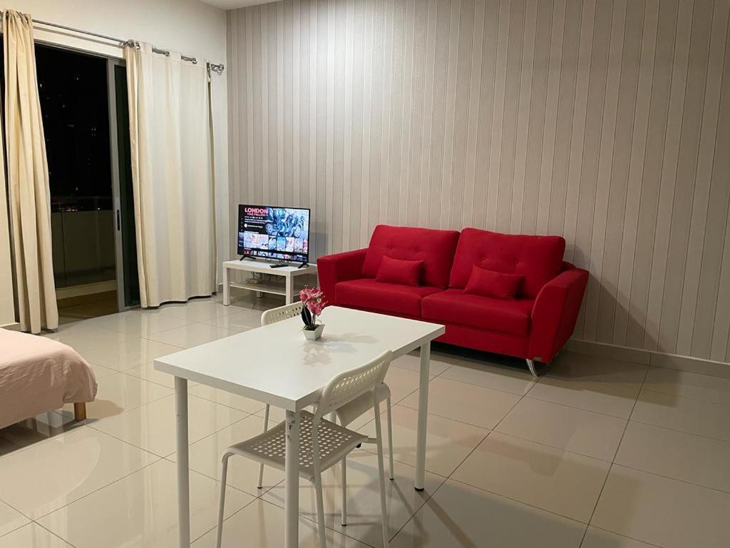 Cozy Studio Unit,Cyberjaya,Wifi, Netflix,Free Parking Exterior foto